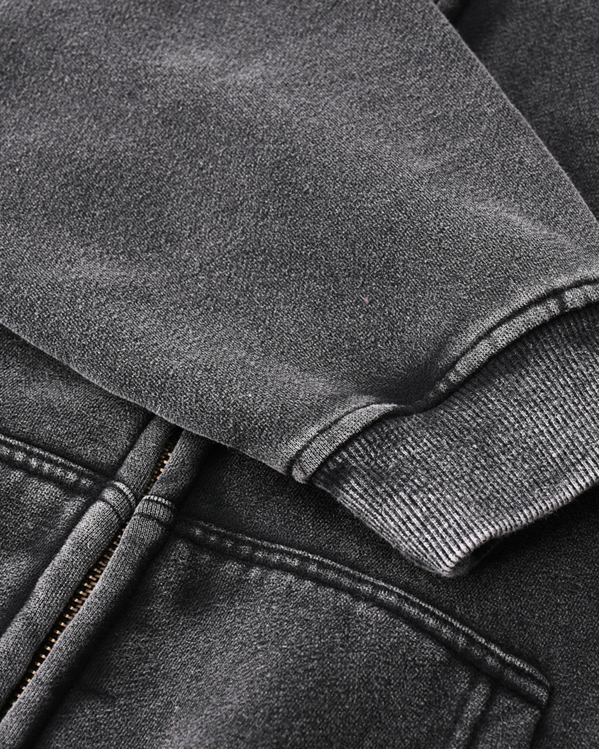 VG-NEKOS ZIP-THROUGH BOXY HOODIE