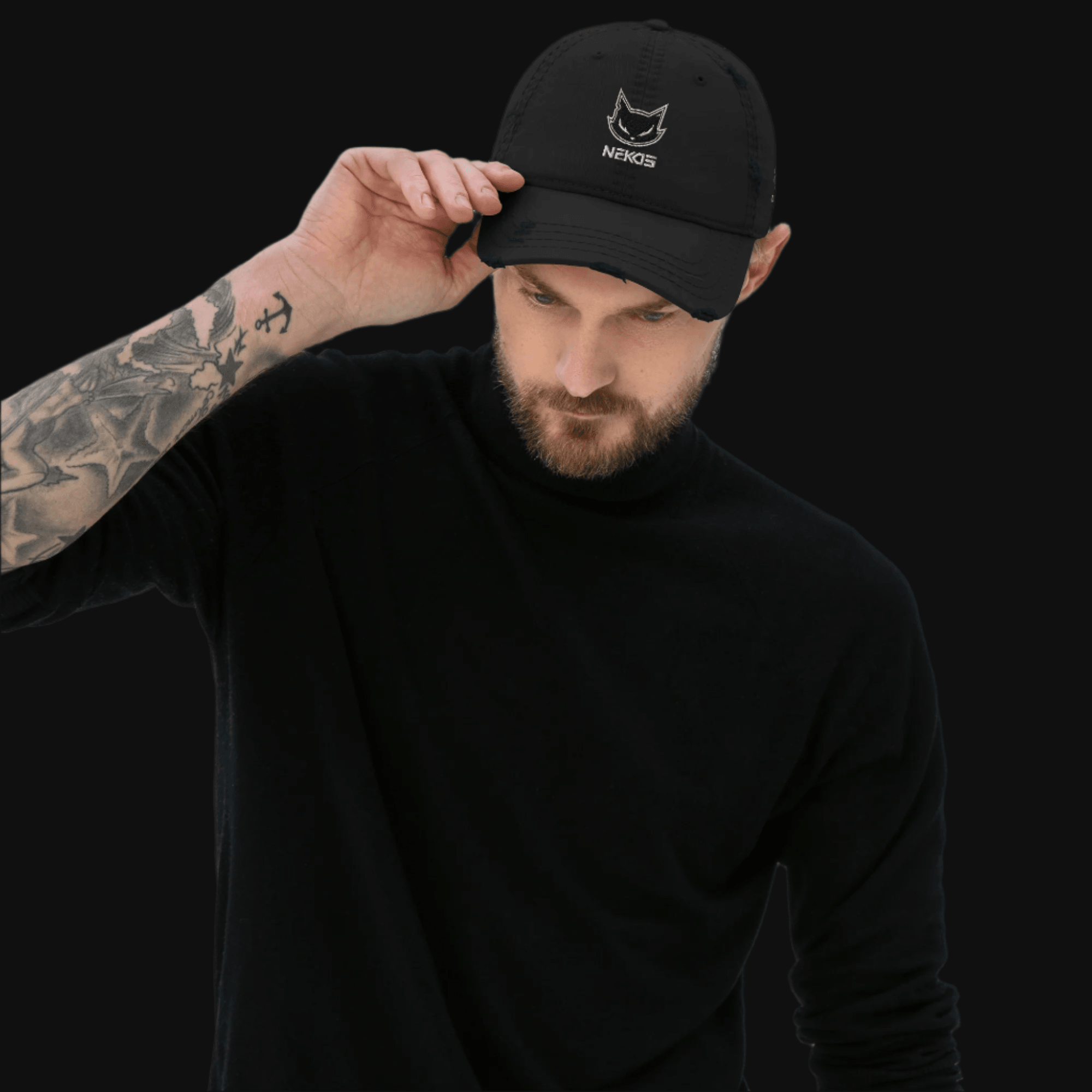 NEKOS BLACK DISTRESSED HAT