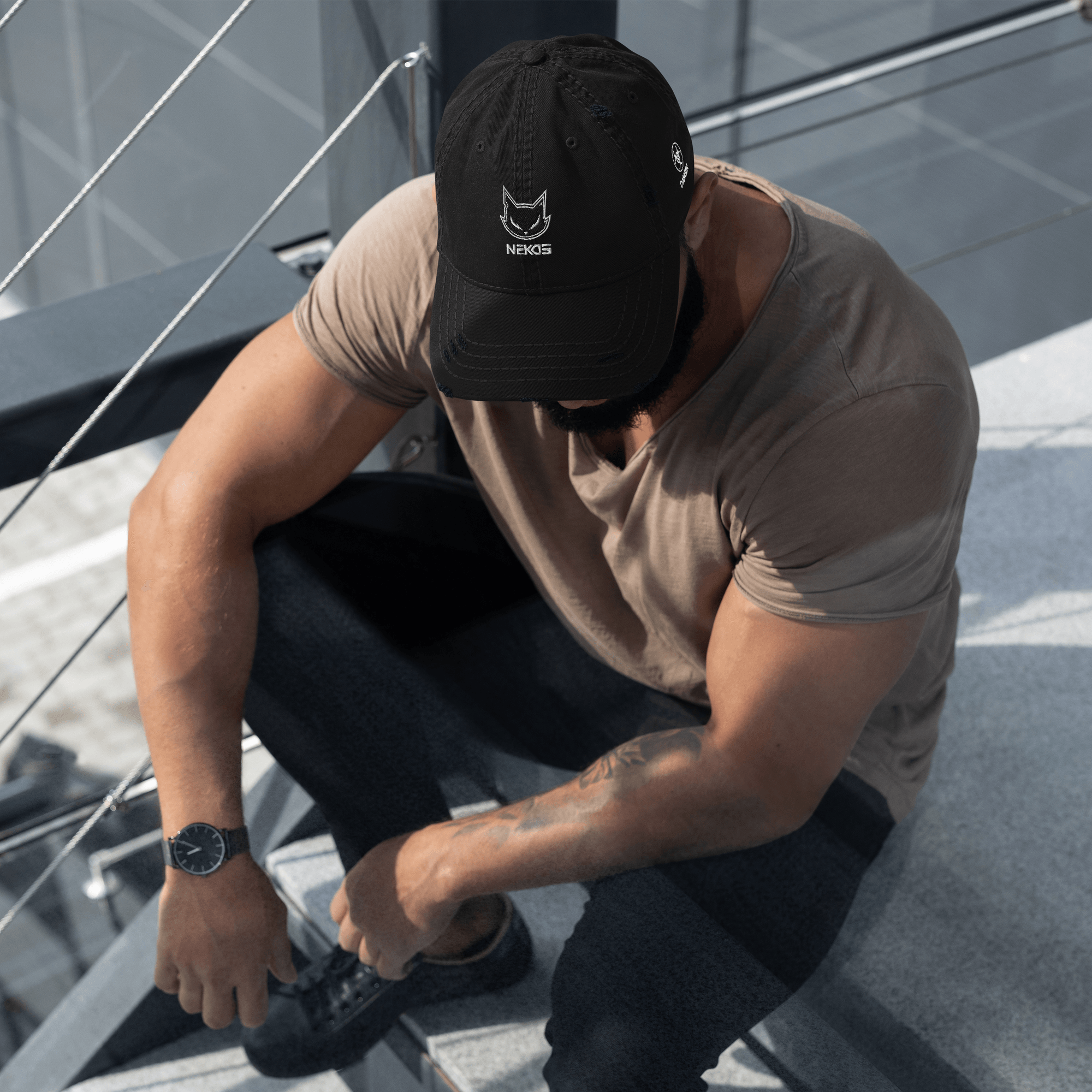 NEKOS BLACK DISTRESSED HAT